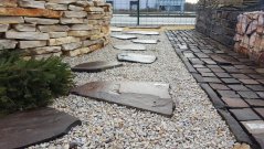 A88 Andezit šľapák pr.40-70cm, hr.3-6cm, tmavošedá