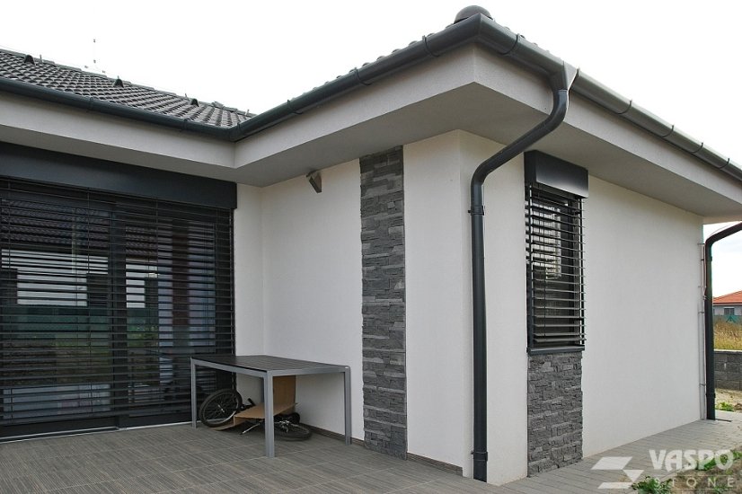 Lámaný kameň tmavošedý