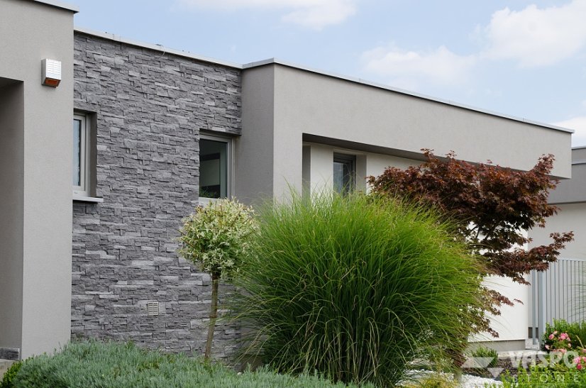 Lámaný kameň tmavošedý