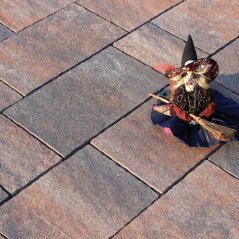 Nova 7, hrdzavo-čierna melírovaná