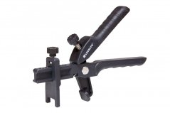 Kliešte podlahové plastové 1ks